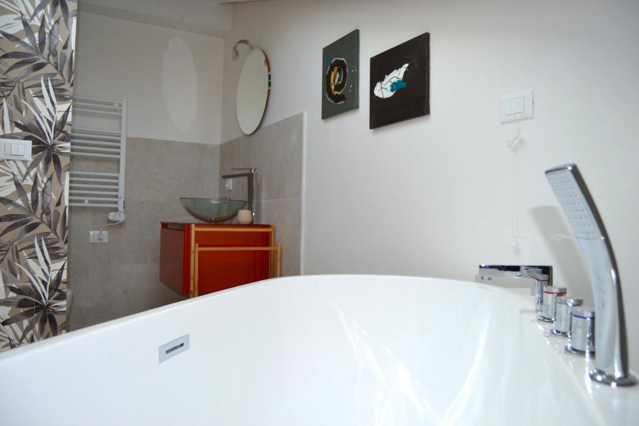 Zen Ar Holiday-Home Peschiera del Garda Bagian luar foto