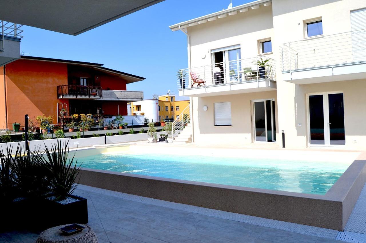 Zen Ar Holiday-Home Peschiera del Garda Bagian luar foto